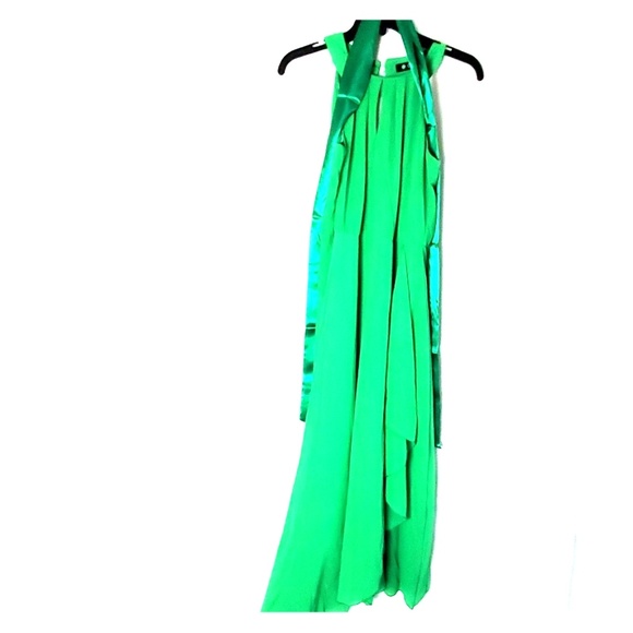 Cute green dress... polyester - Picture 1 of 1